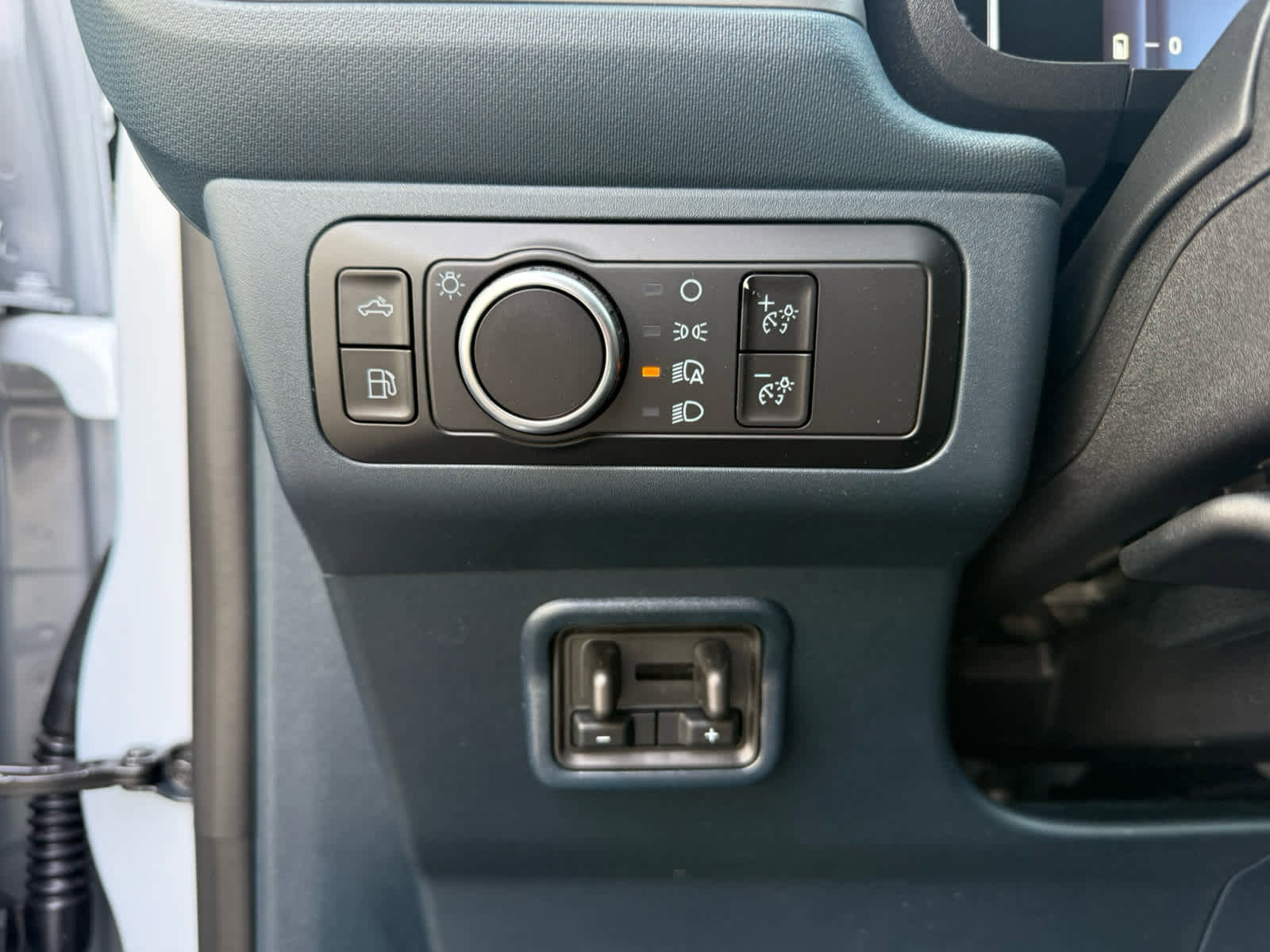 New 2026 Ford Maverick XL w/ Equipment Group 101A image 11