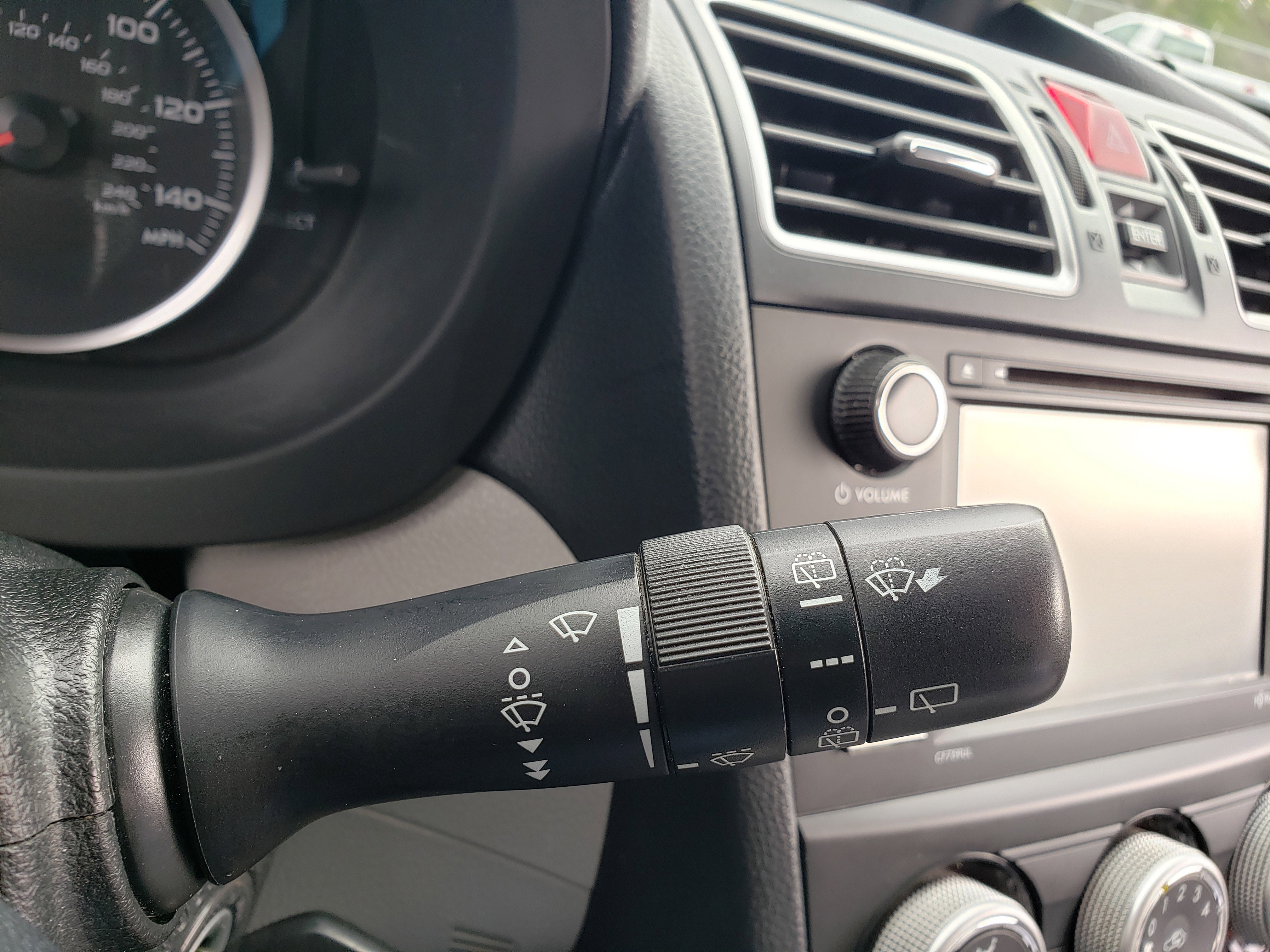 Used 2018 Subaru Forester 2.5i w/ Alloy Wheel Package image 17