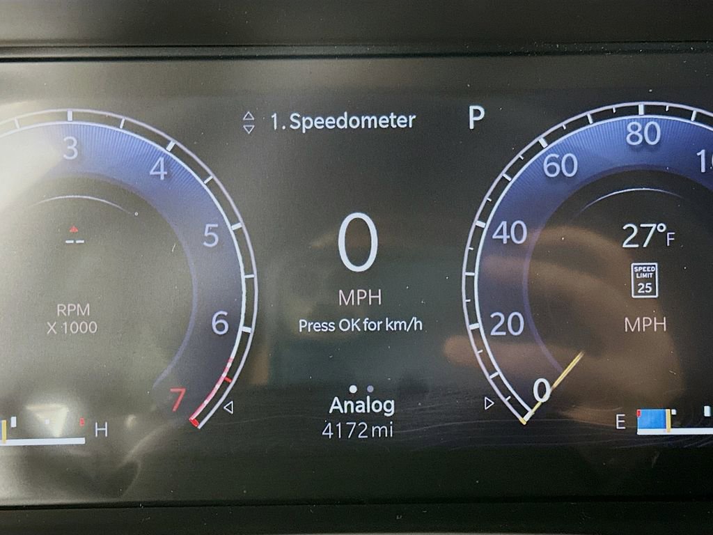 Certified 2025 Jeep Grand Cherokee L Summit w/ Obsidian Package image 21