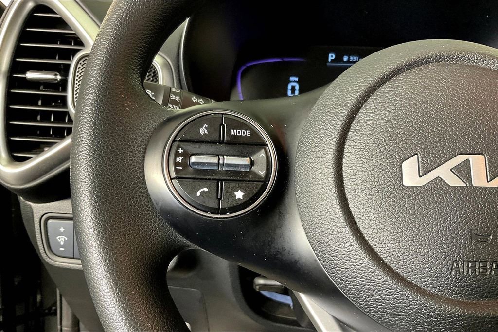 Used 2025 Kia Soul LX image 26