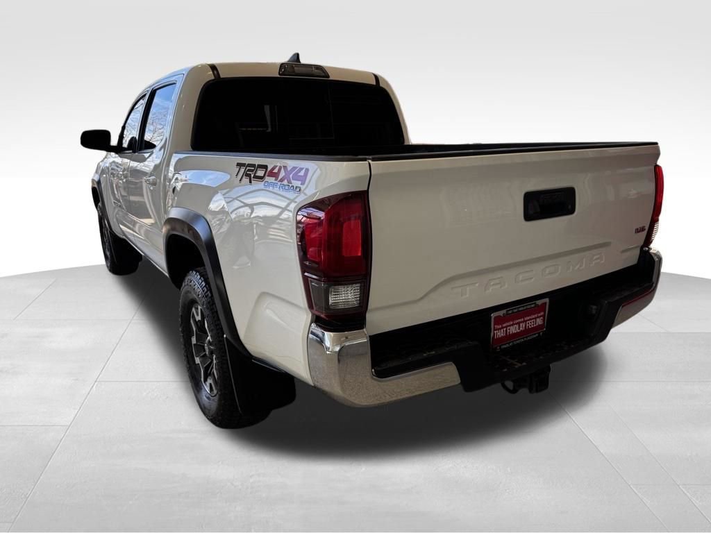 Used 2019 Toyota Tacoma TRD Off-Road image 4