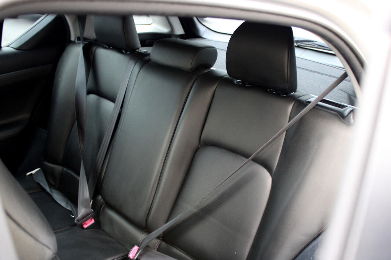 Used 2012 Lexus CT 200h Premium image 18