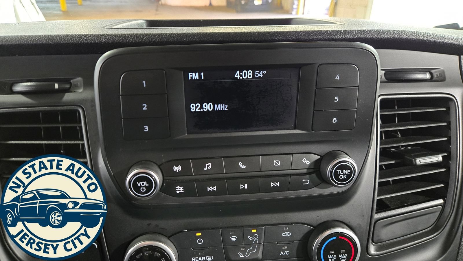 Used 2022 Ford Transit 250 Low Roof w/ Exterior Upgrade Package RWD image 14