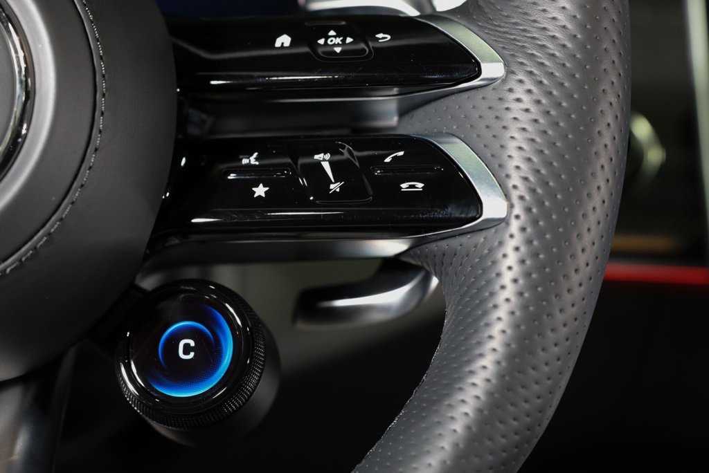 Used 2025 Mercedes-Benz S 63 AMG S image 28