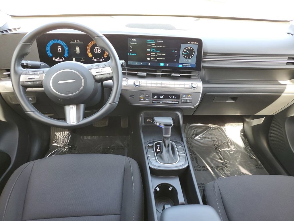 Used 2024 Hyundai Kona SEL FWD image 8