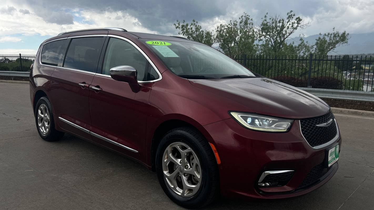 Used 2021 Chrysler Pacifica Limited w/ Premium & Safety Sphere Group AWD/4WD image 20