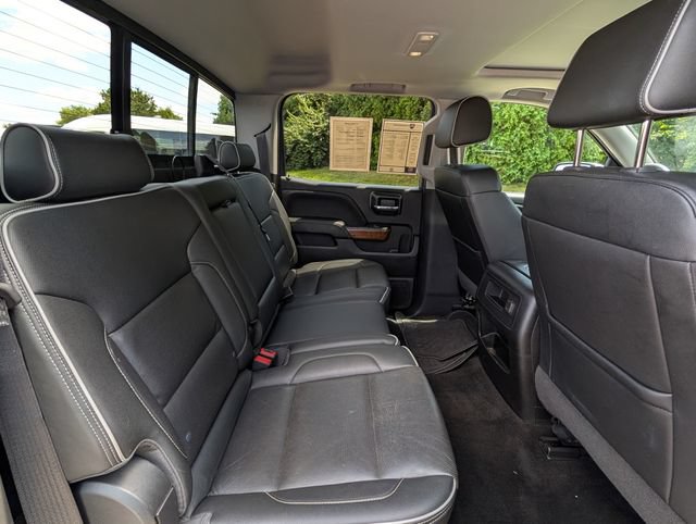 Used 2018 Chevrolet Silverado 1500 High Country AWD/4WD image 32