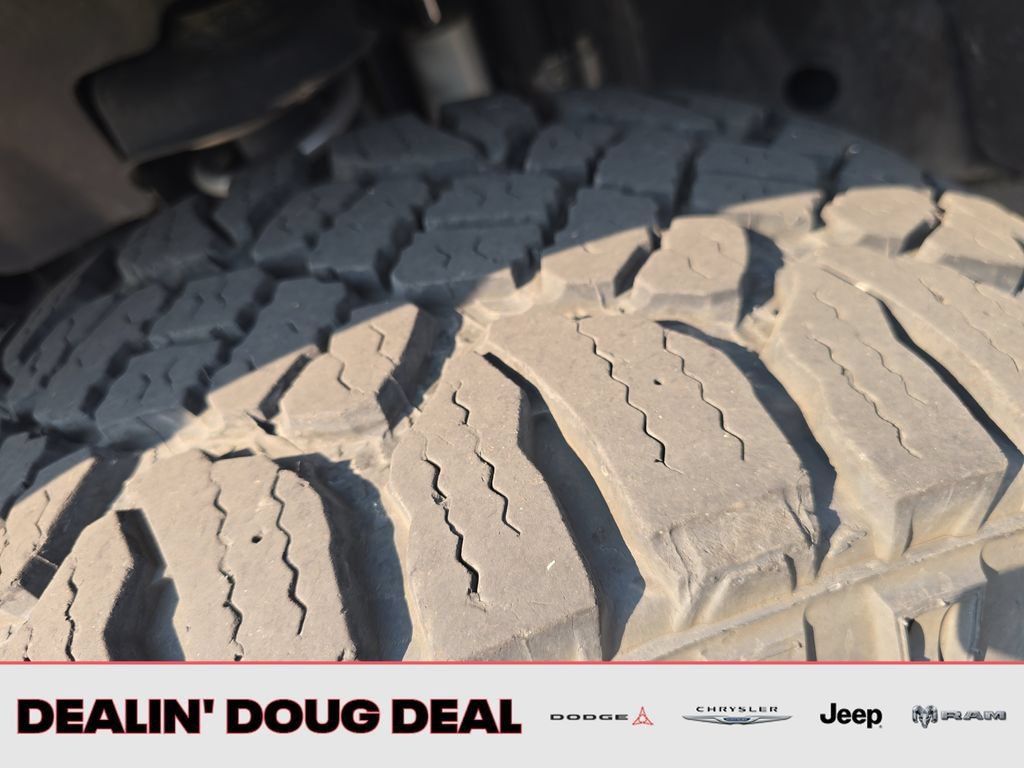Used 2015 Jeep Wrangler Unlimited Rubicon AWD/4WD image 28