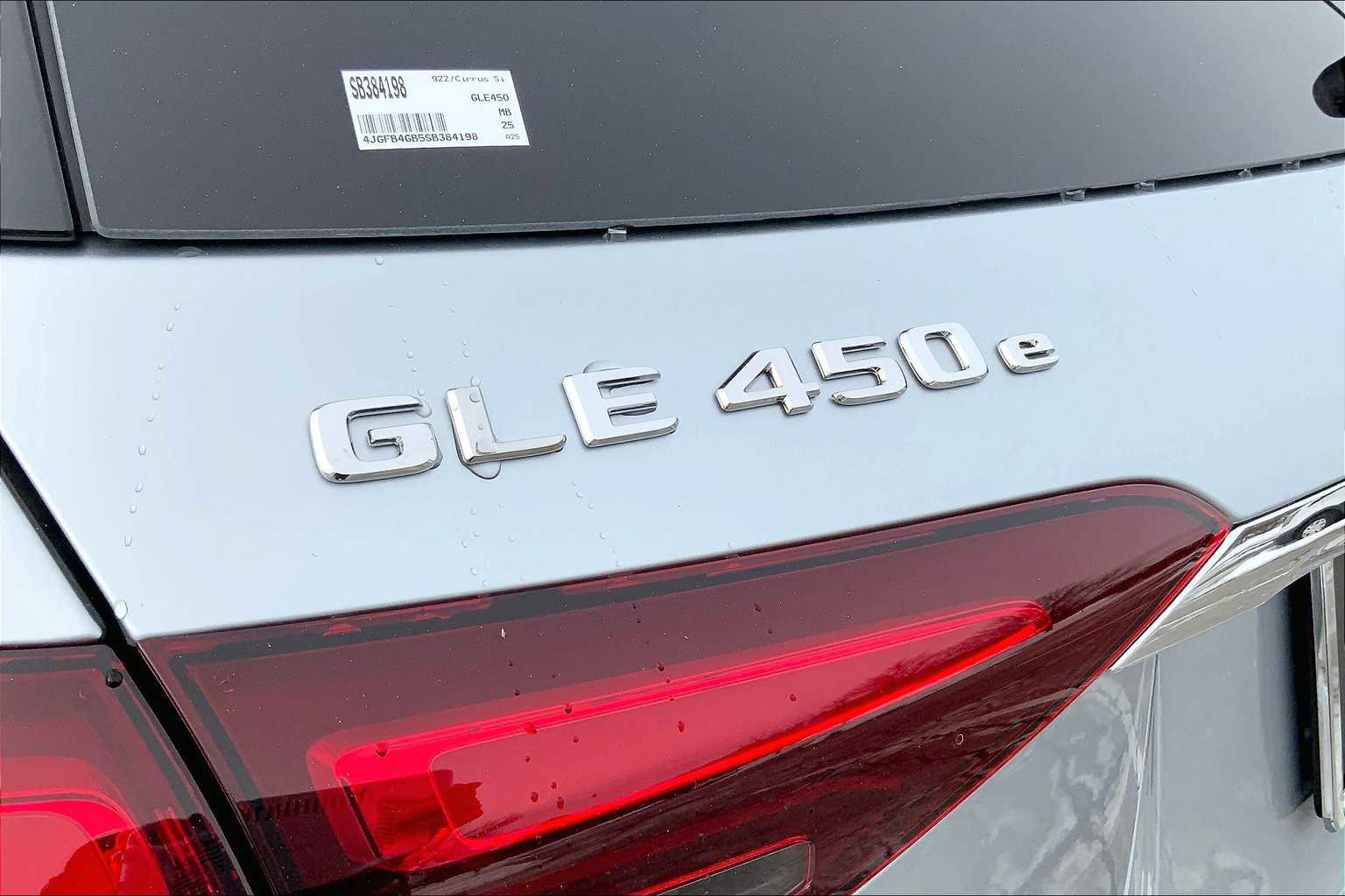 Certified 2025 Mercedes-Benz GLE 450e 4MATIC image 18
