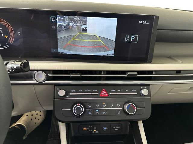 Used 2025 Hyundai Tucson SE image 22