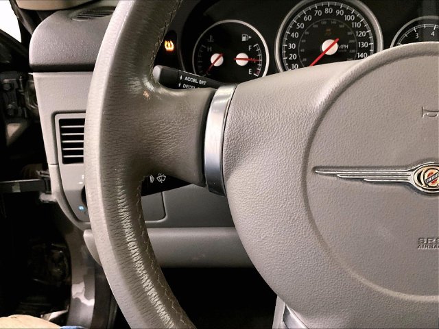 Used 2005 Chrysler Crossfire Limited RWD image 18