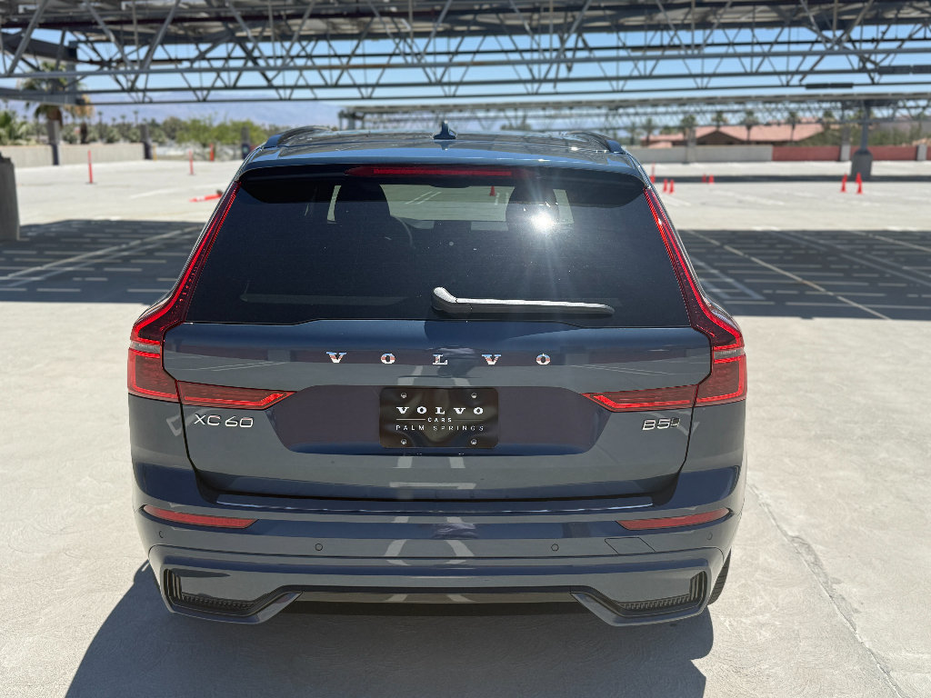 New 2026 Volvo XC60 B5 Plus w/ Climate Package PRO AWD/4WD image 6