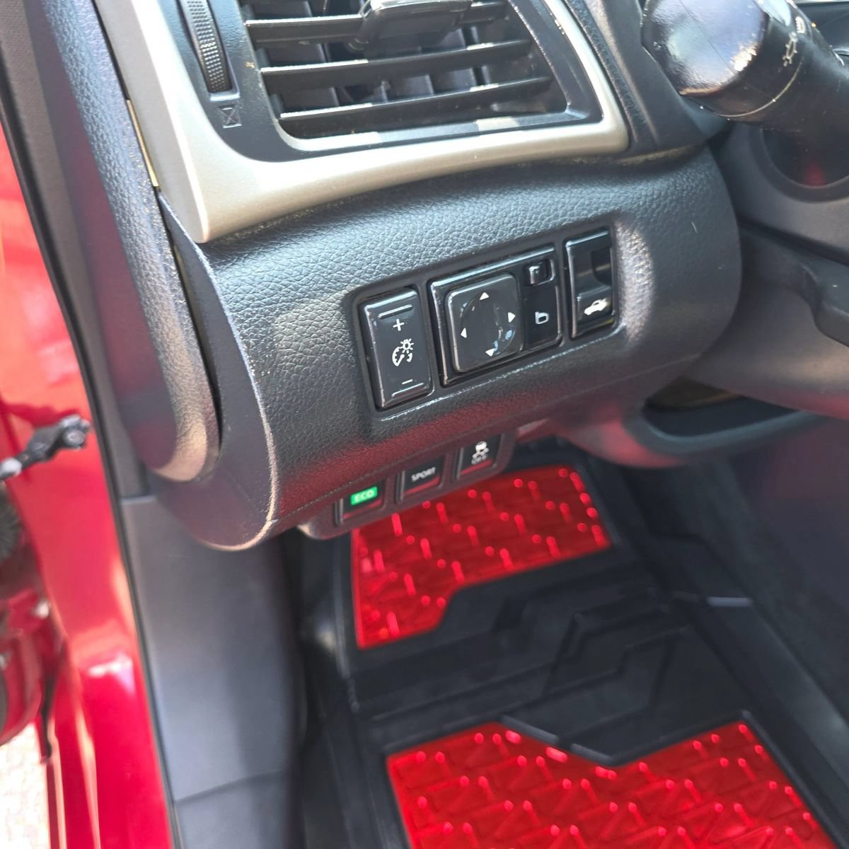 Used 2014 Nissan Sentra SV w/ SV Driver Package FWD image 22