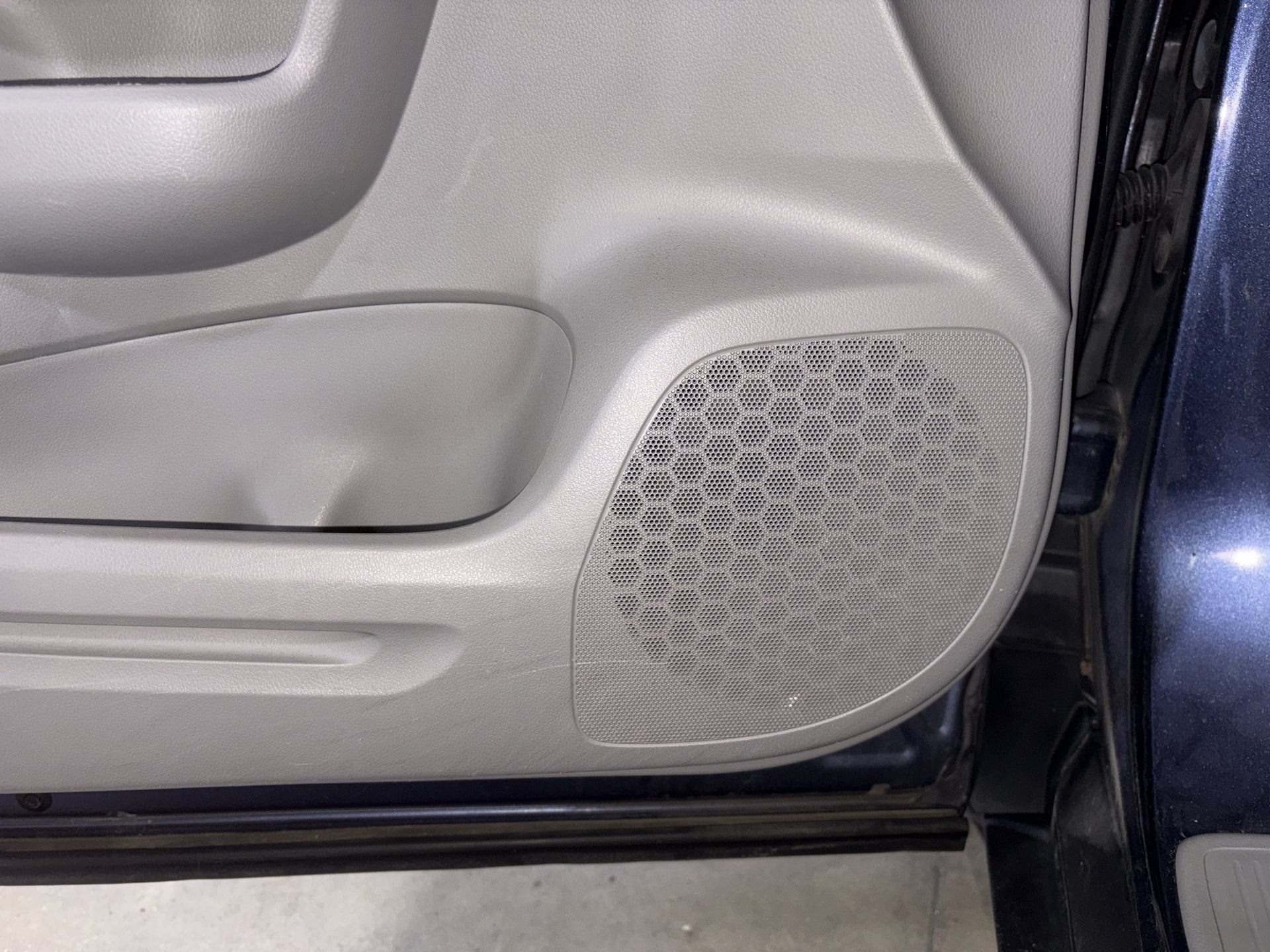 Used 2012 Honda CR-V EX-L image 26