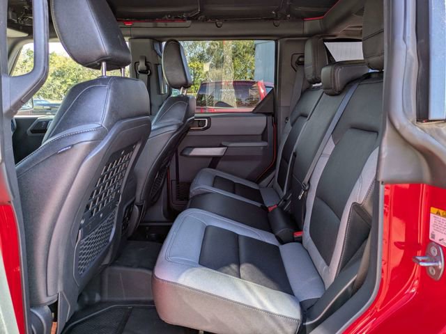 Used 2023 Ford Bronco Black Diamond image 14