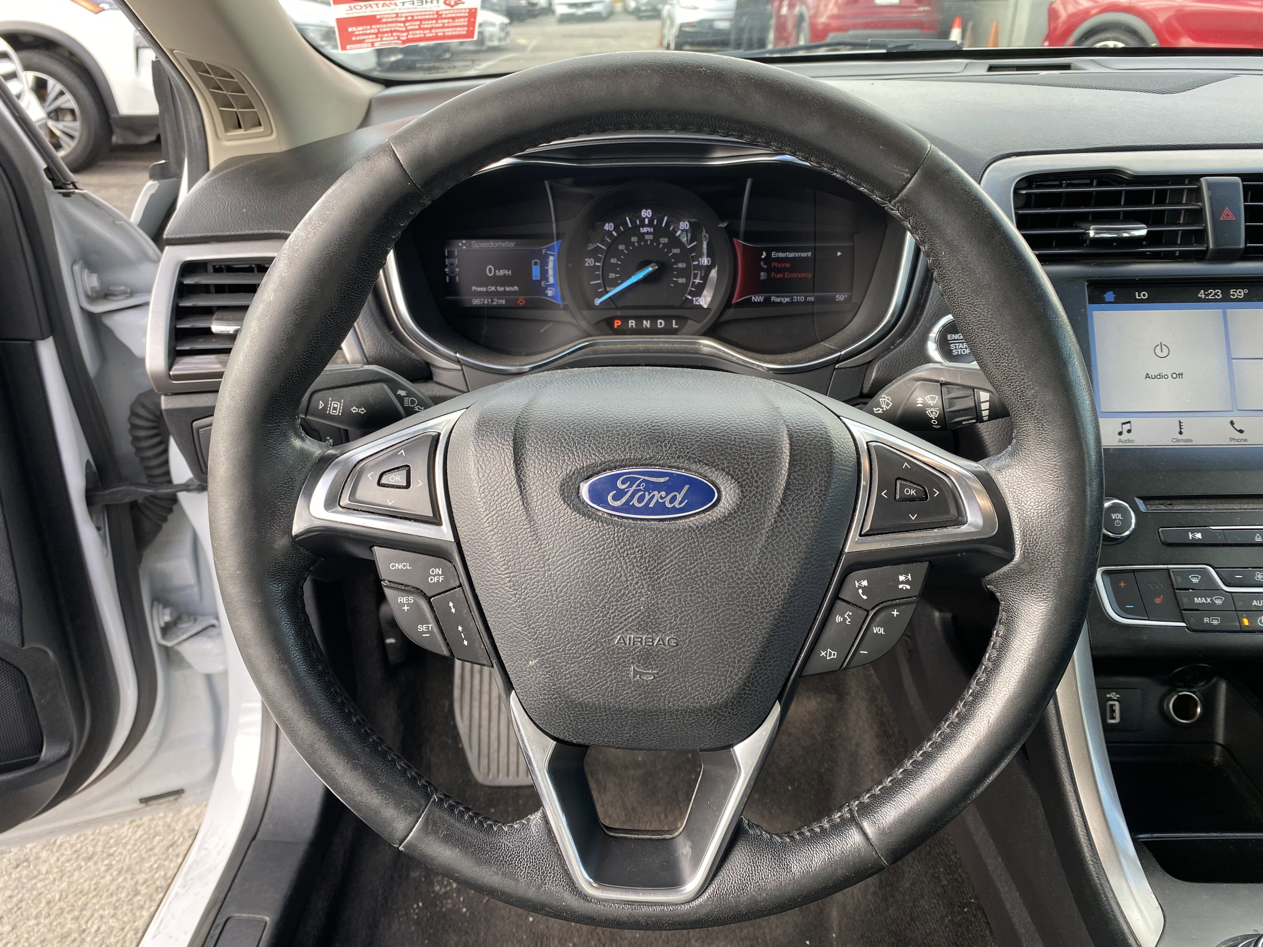 Used 2018 Ford Fusion SE w/ Equipment Group 602A image 11