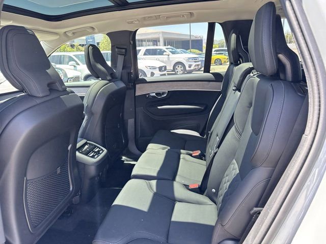 New 2025 Volvo XC90 B6 Plus w/ Protection Package Premier image 18