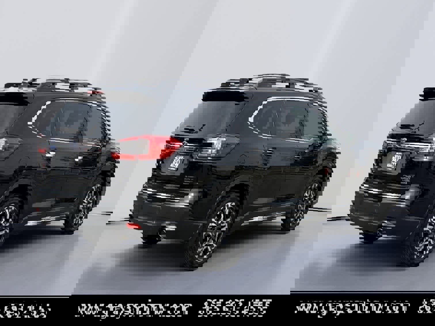 Used 2025 Subaru Ascent Touring w/ Popular Package #1 image 3