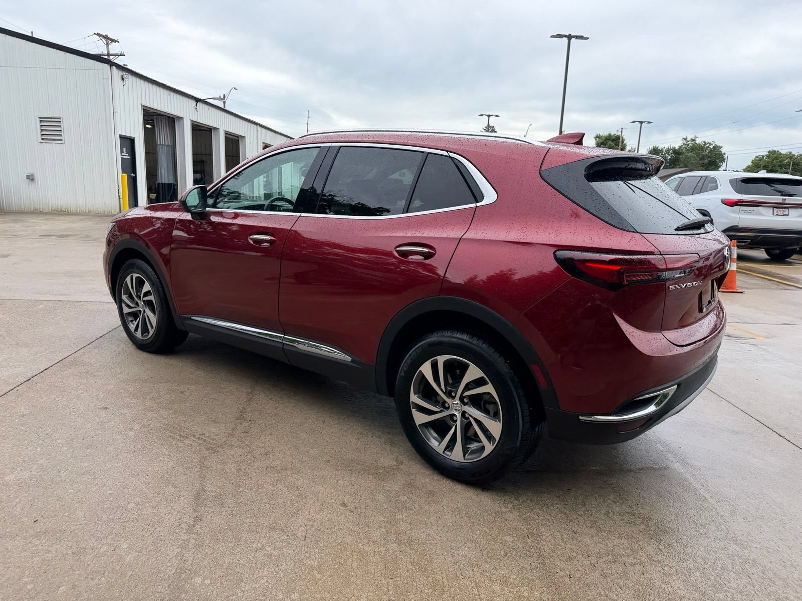 Used 2023 Buick Envision Essence FWD image 28