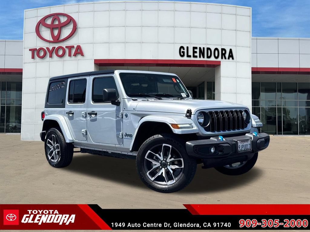 Used 2024 Jeep Wrangler Unlimited w/ Convenience Group AWD/4WD image 1