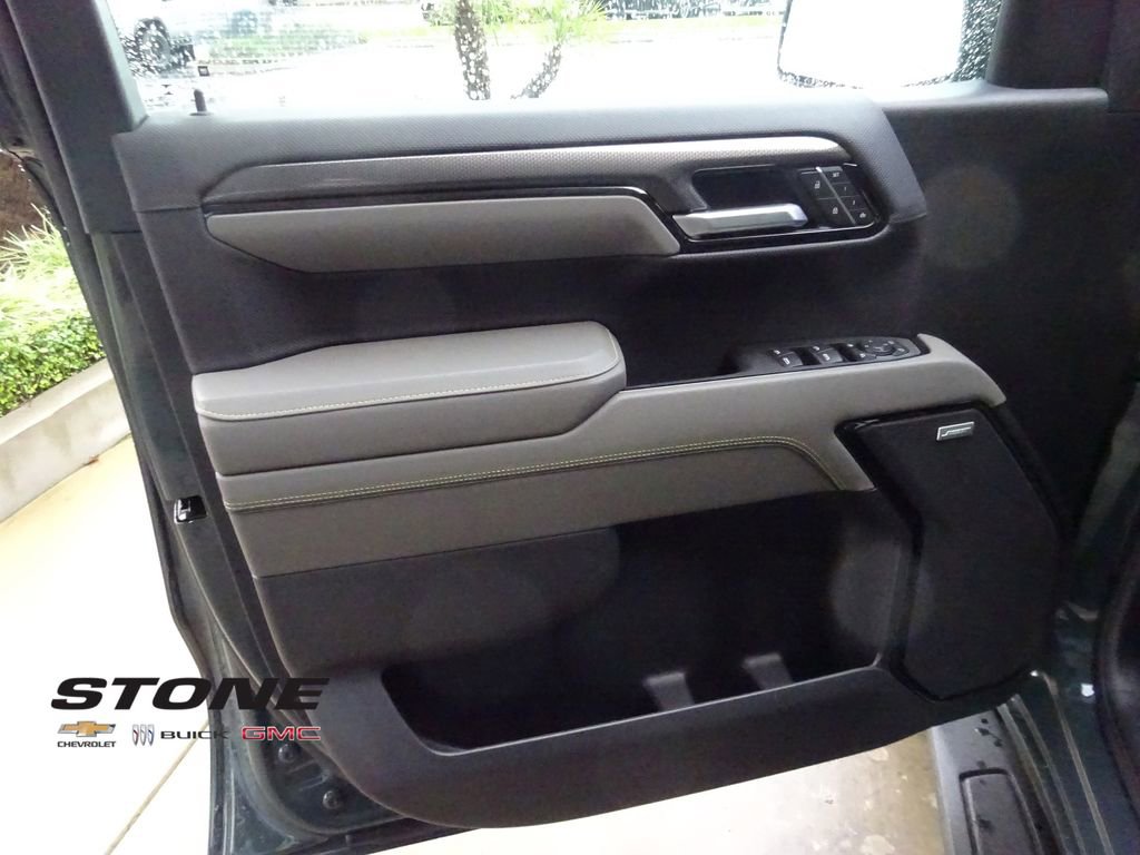 New 2026 Chevrolet Silverado 1500 ZR2 image 26