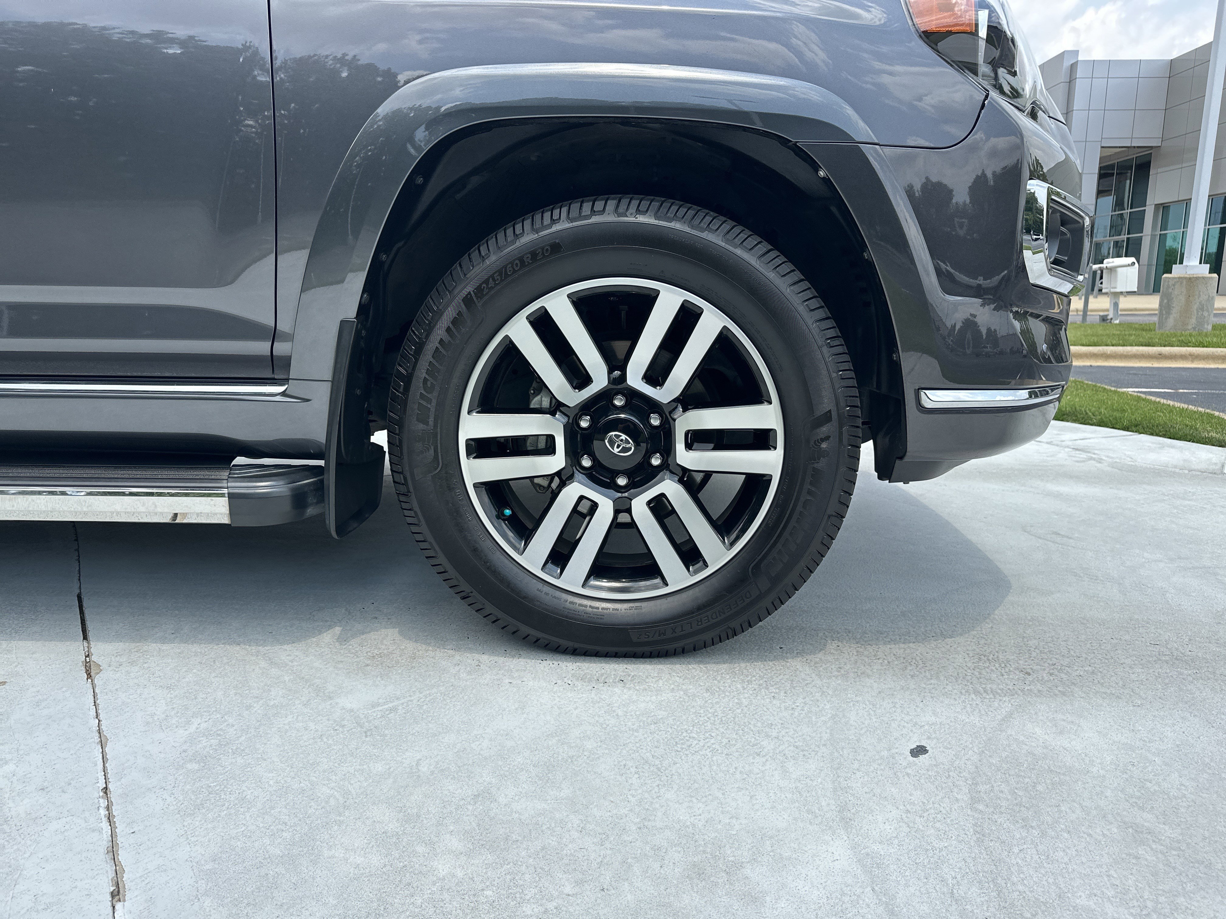 Certified 2022 Toyota 4Runner Limited AWD/4WD image 25