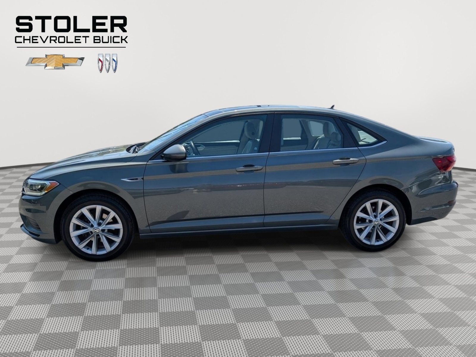 Used 2019 Volkswagen Jetta SEL FWD image 2