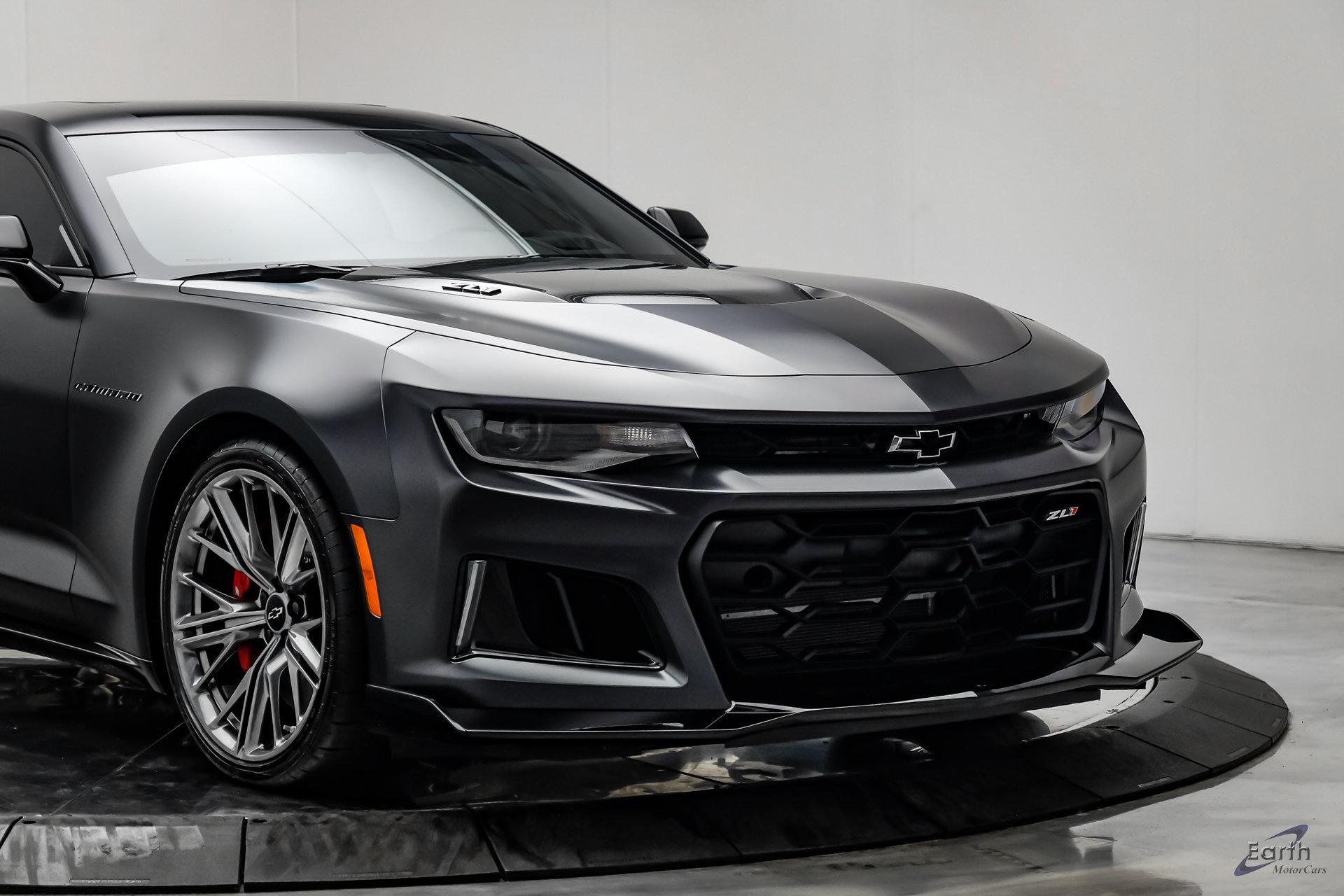 Used 2024 Chevrolet Camaro ZL1 RWD image 25