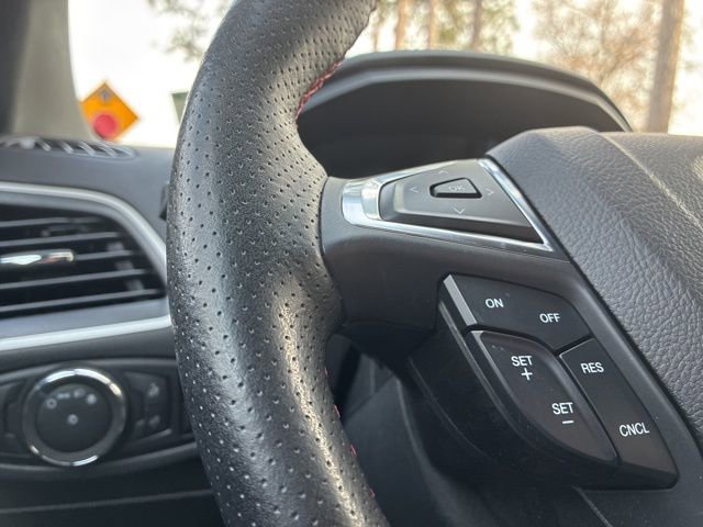 Used 2023 Ford Edge ST-Line image 26