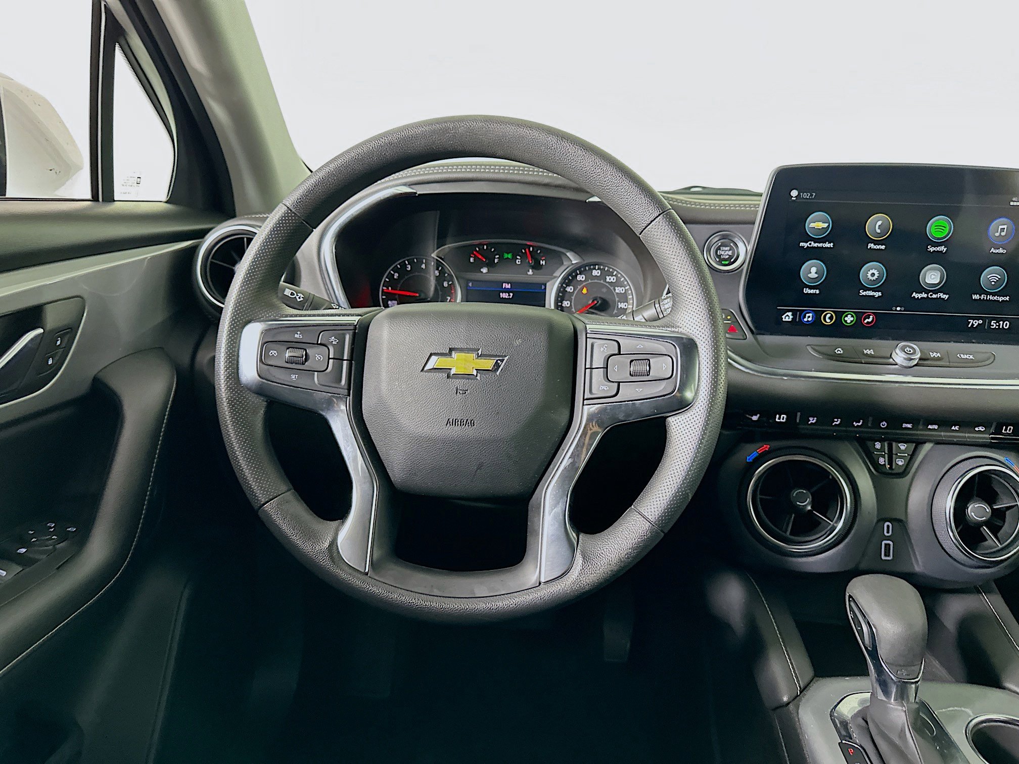 Used 2025 Chevrolet Blazer LT FWD image 17