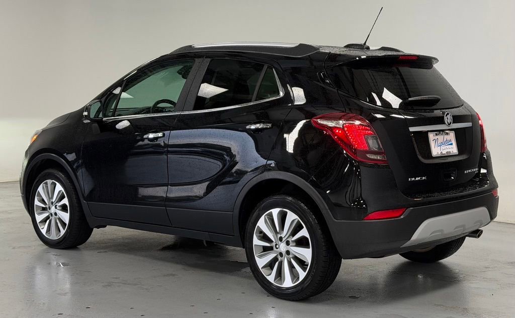 Used 2017 Buick Encore Essence AWD/4WD image 4
