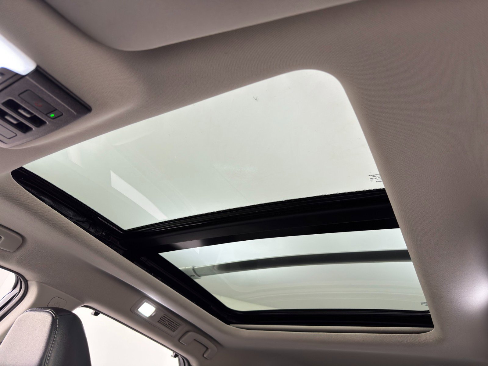 Used 2023 Nissan Pathfinder SL w/ SL Premium Package image 11