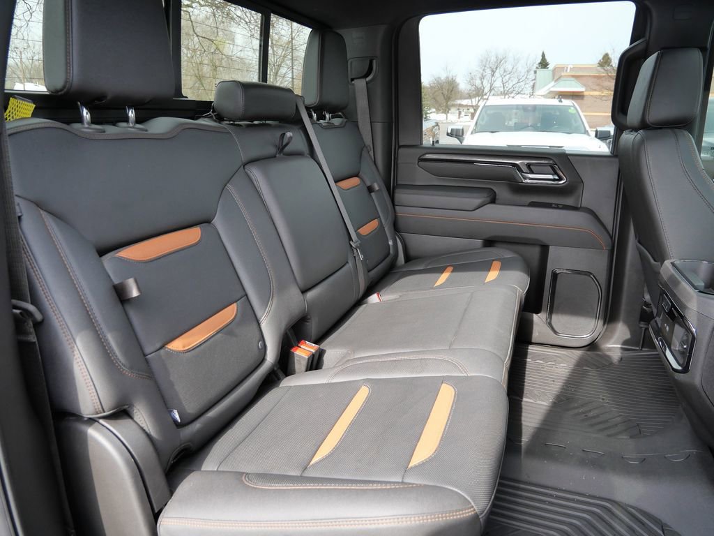 Used 2025 GMC Sierra 2500 AT4 w/ AT4 Premium Plus Package image 20
