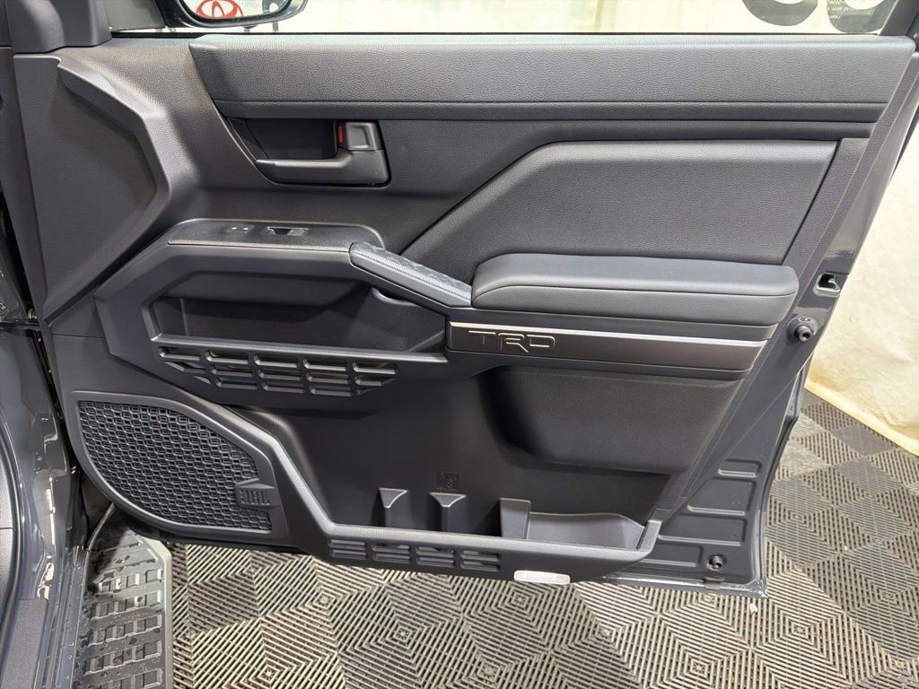 Certified 2026 Toyota 4Runner 4WD image 8