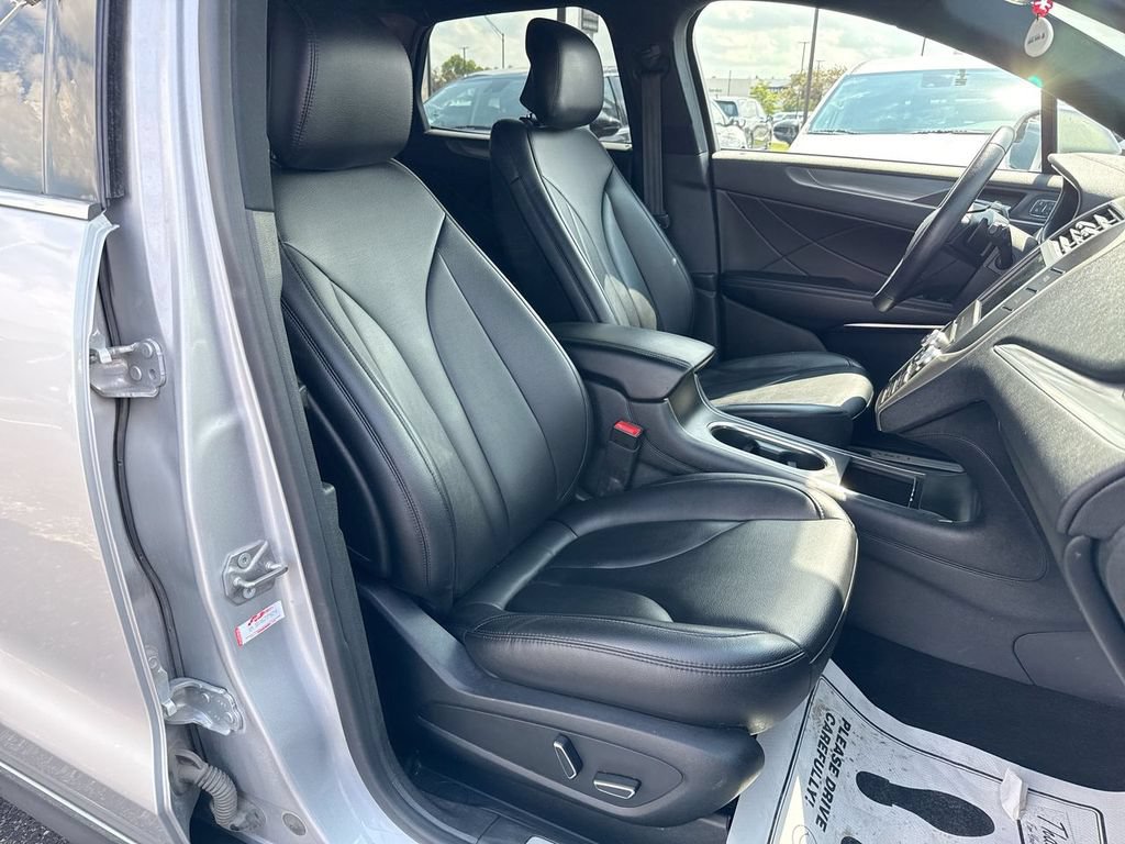 Used 2019 Lincoln MKC Premiere AWD/4WD image 25