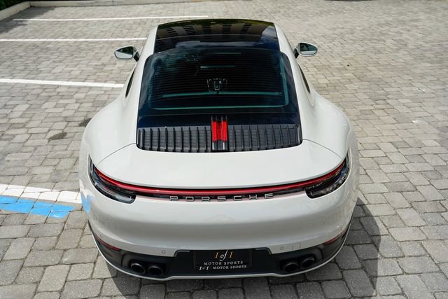 Used 2021 Porsche 911 Carrera 4 AWD/4WD image 23