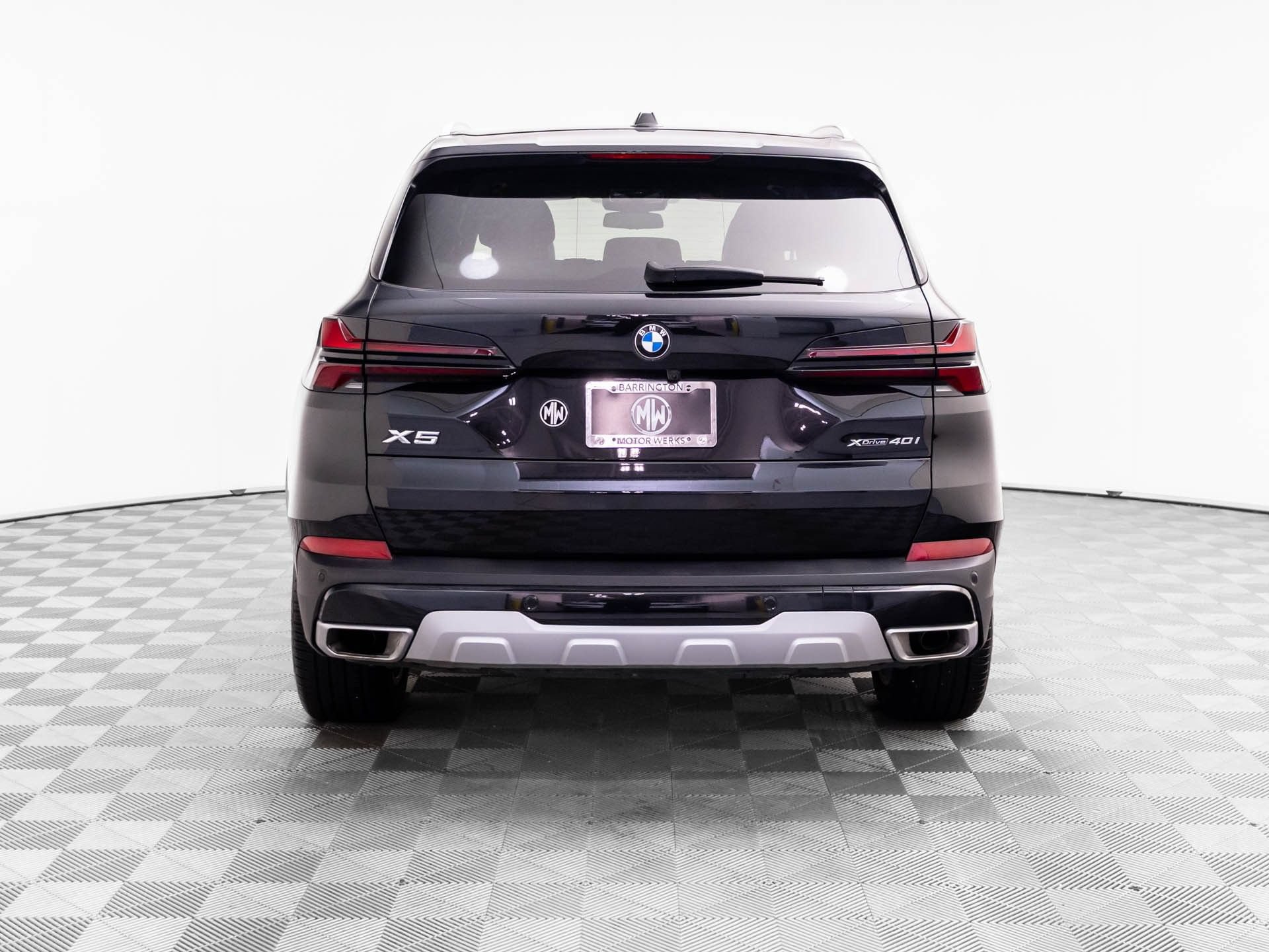 Certified 2024 BMW X5 xDrive40i w/ Premium Package AWD/4WD image 4