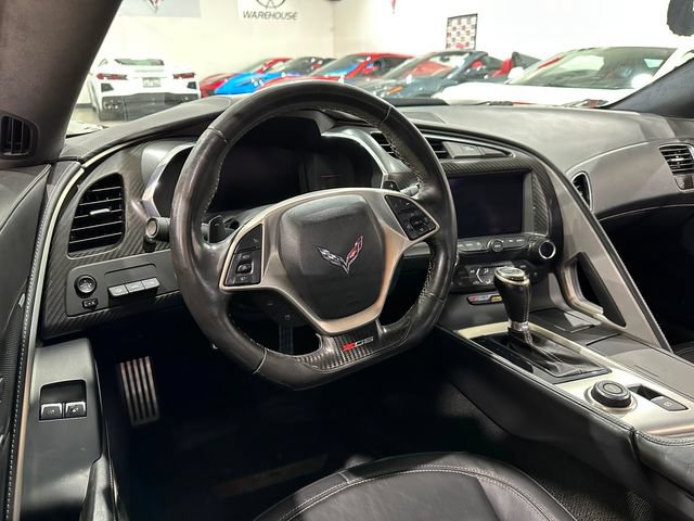 Used 2015 Chevrolet Corvette Z06 w/ 3LZ Preferred Equipment Group RWD image 31