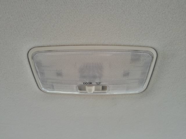 Used 2022 Toyota Corolla LE FWD image 27