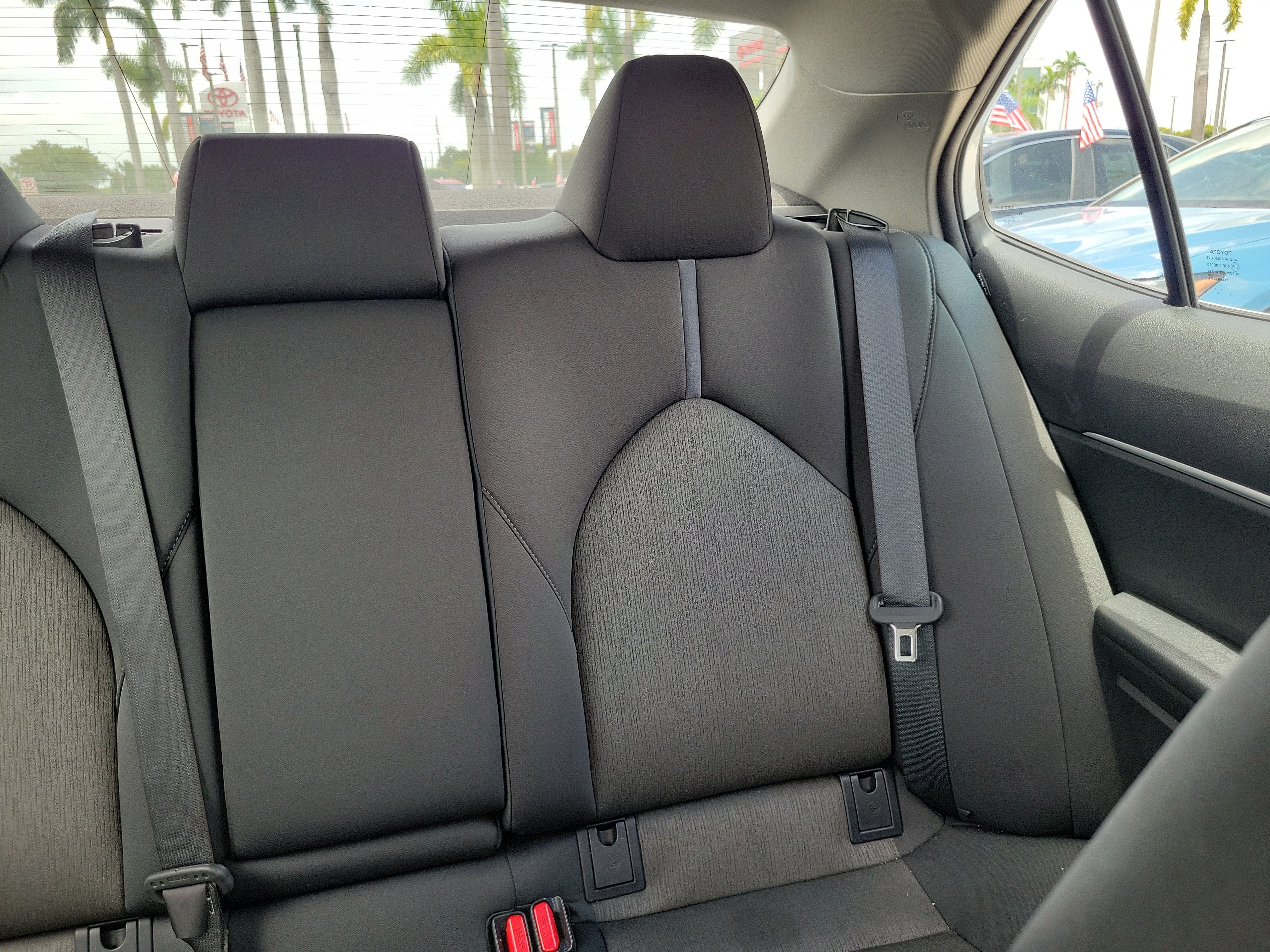 Used 2023 Toyota Camry LE FWD image 21