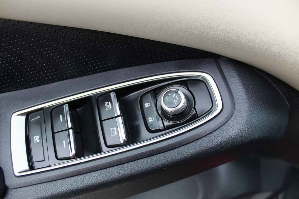 Used 2020 Subaru Ascent Limited w/ Technology Package image 14