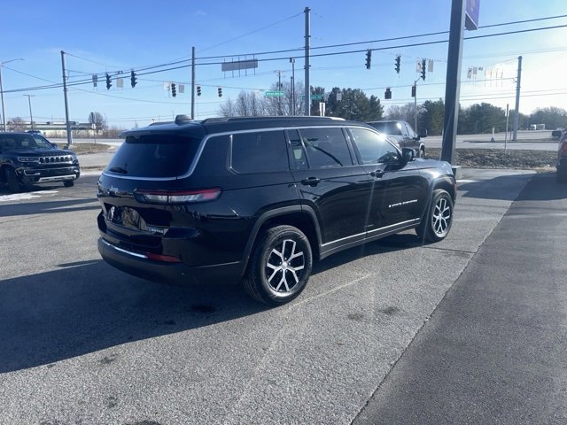 Used 2024 Jeep Grand Cherokee L Limited w/ Luxury Tech Group II image 6