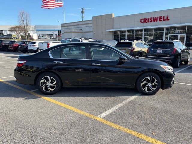 Used 2017 Honda Accord LX image 8