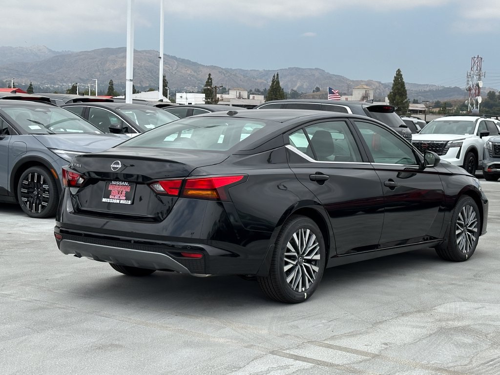 New 2026 Nissan Altima 2.5 SV FWD image 7