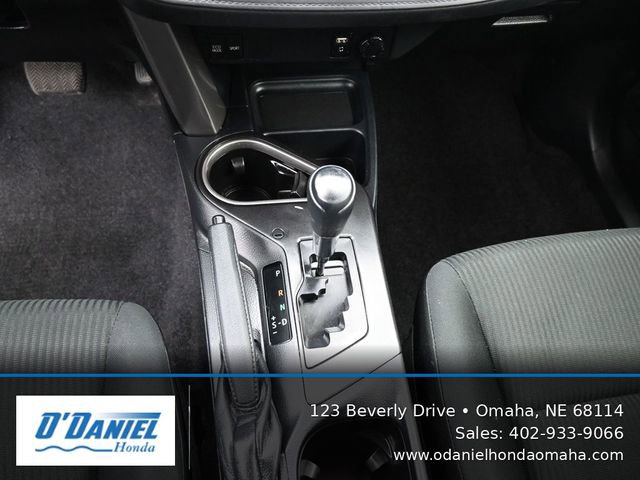 Used 2018 Toyota RAV4 LE w/ All Weather Liner Package AWD/4WD image 32