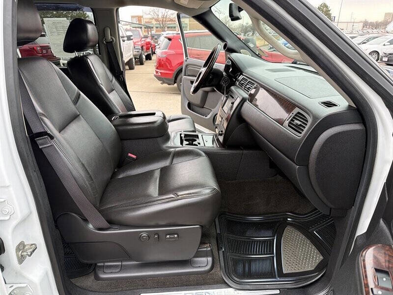 Used 2013 GMC Sierra 3500 Denali image 22