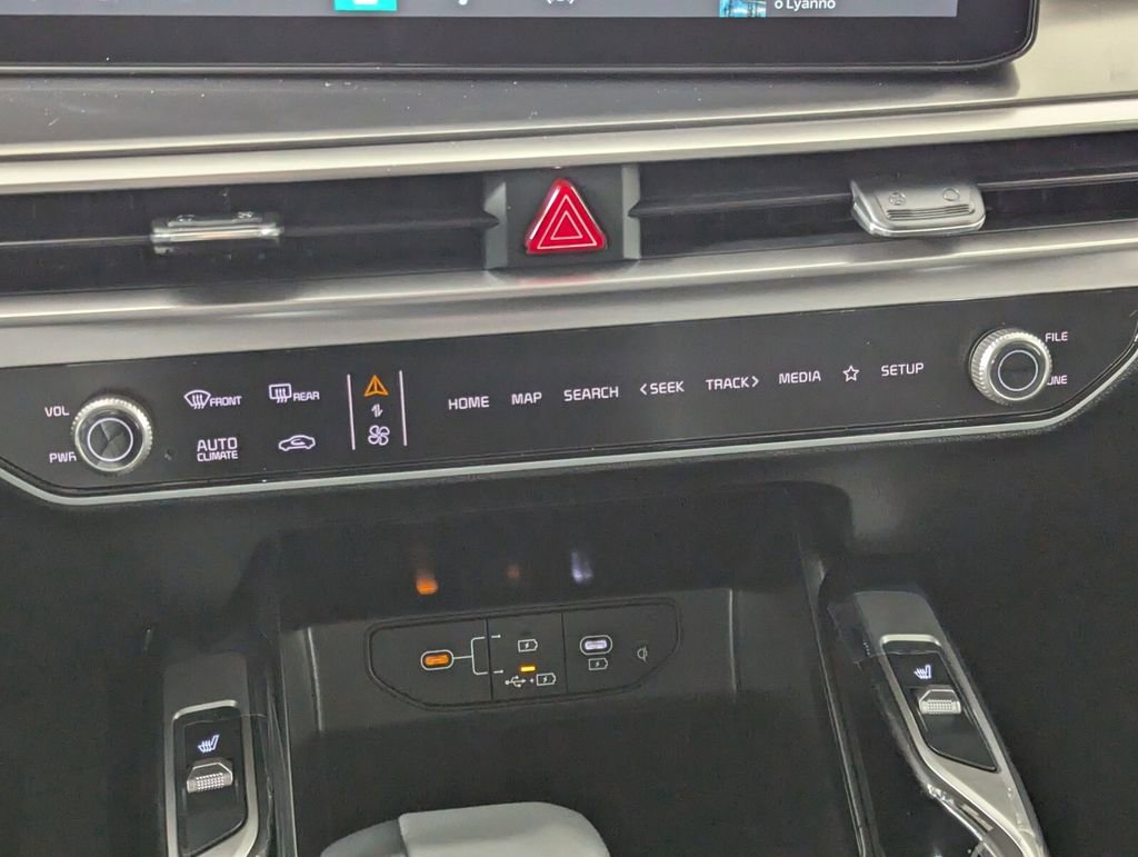 New 2025 Kia Sorento S w/ Panoramic Sunroof Package image 20