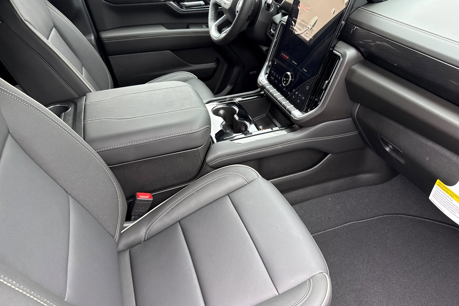 New 2026 GMC Yukon Elevation w/ Elevation Premium Package image 18