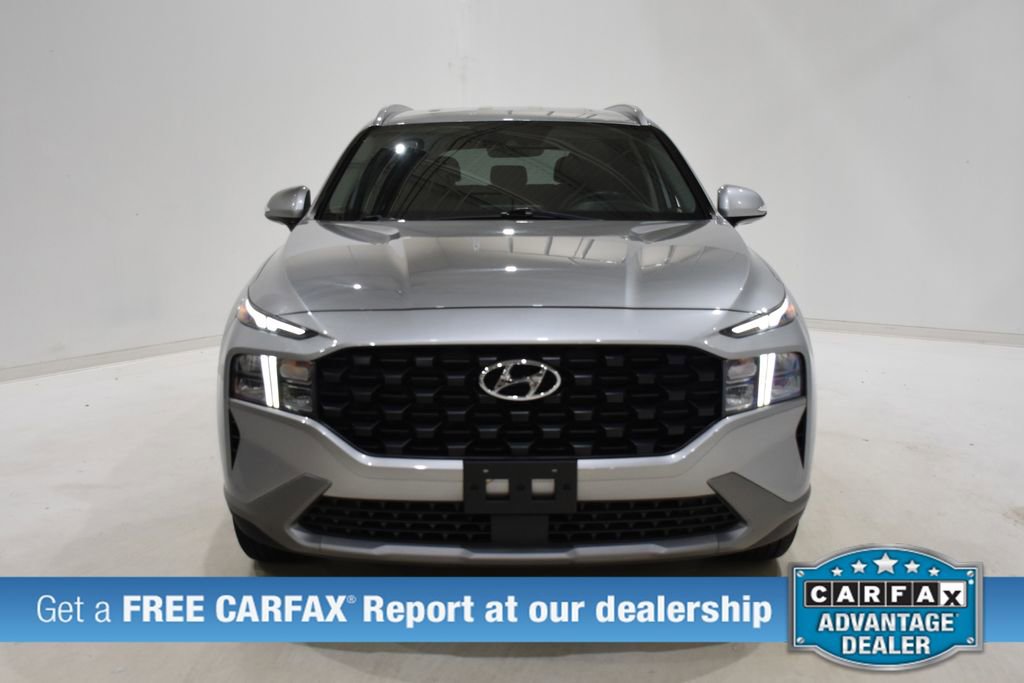 Used 2023 Hyundai Santa Fe SEL image 2