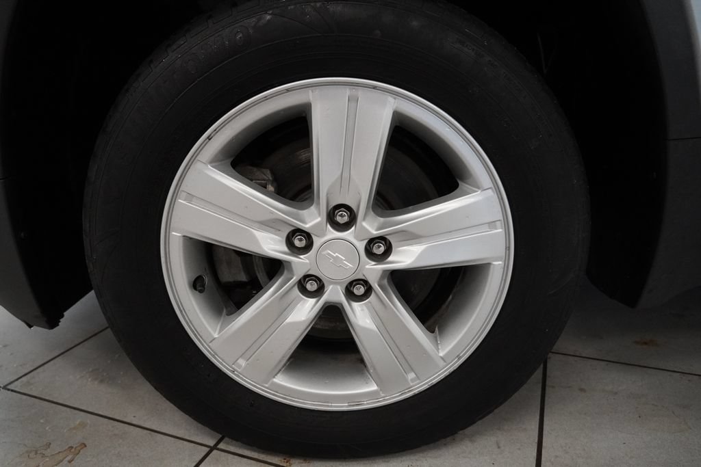 Used 2020 Chevrolet Trax LS AWD/4WD image 24